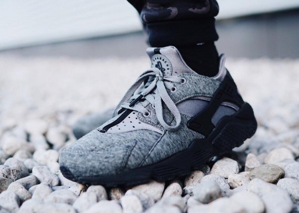 Nike Air Huarache Tech Fleece - shaqvel