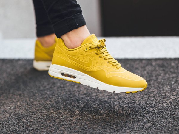 Nike Air Max 1 Ultra Moire Dark Citron (femme) (1)