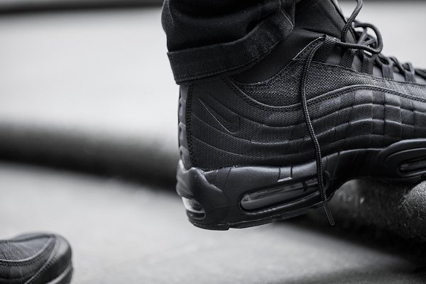 Nike Air Max 95 Mid noire (3)