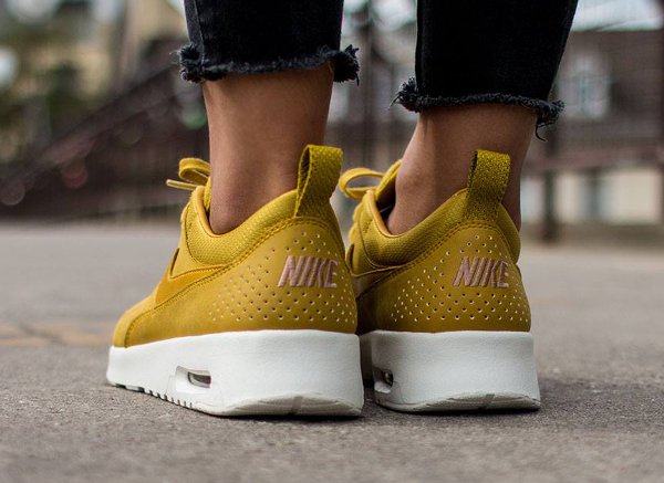 Nike Air Max Thea PRM Dark Citron (2)