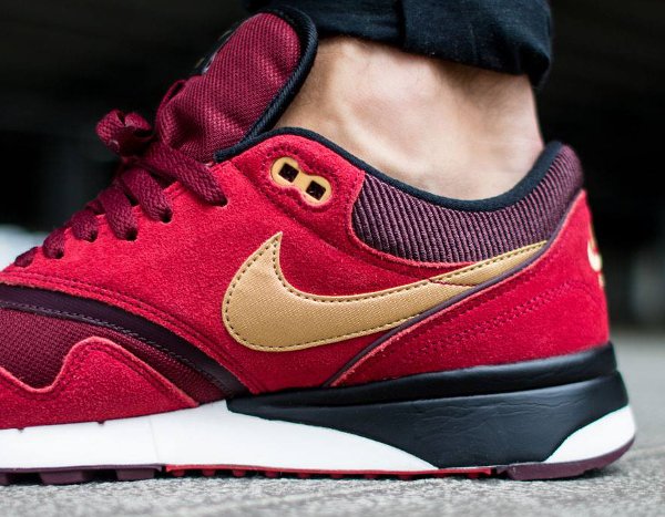 Nike Air Odyssey Gym Red Metallic Gold (3)