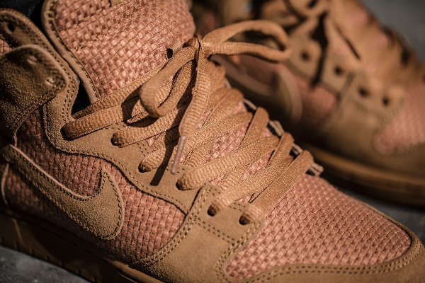 Nike Dunk High SB Premium Woven Ale Brown (3)