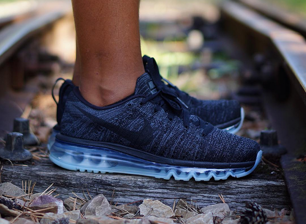 Universidad Moda Melancolía Nike Flyknit Air Max Oreo 2015 : où l'acheter ? | Sneakers-actus