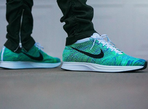 Nike Flyknit Racer Green Strike (1)