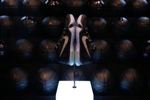 NikeLab Kobe X Flyknit HTM Black Dark Grey (2)