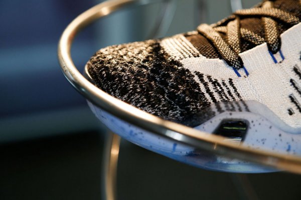 NikeLab Kobe X Flyknit White Black (3)