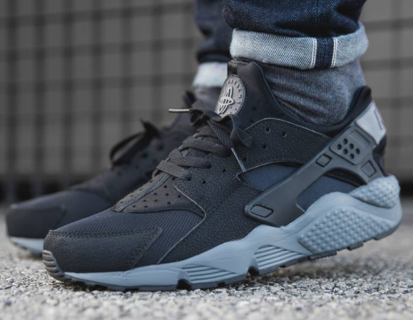 nike huarache noir et gris