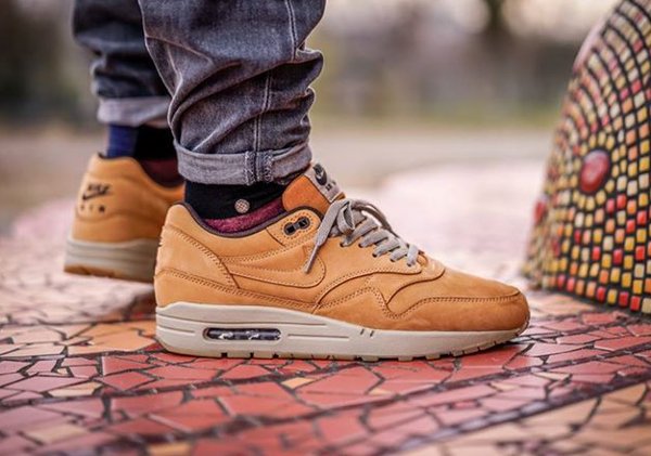 Nike Med Air Max 1 PRM Wheat Bronze 2015 4 600x421