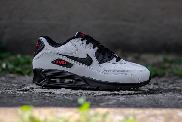 air max 90 noir et or