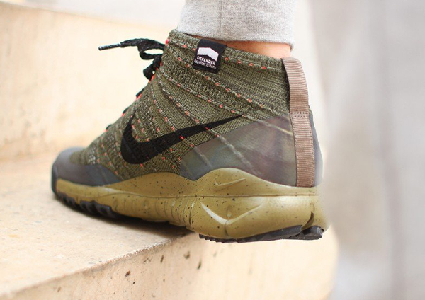 nike flyknit trainer chukka sneakerboot