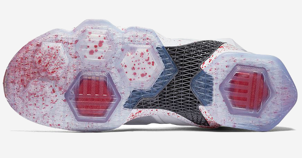 Nike Lebron 13 taches de sang (14)