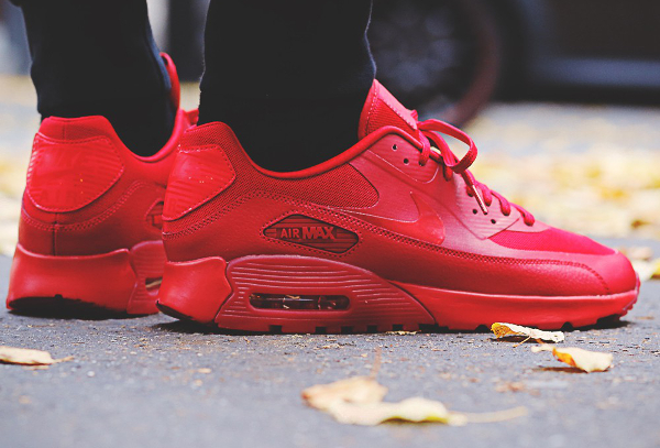 nike 90 rouge