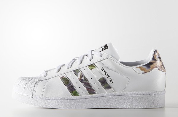 Où acheter la Adidas Superstar W Floral Stripes ?