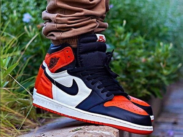 Air Jordan 1 High Shattered Backboard - @freaky.sneaks (1)