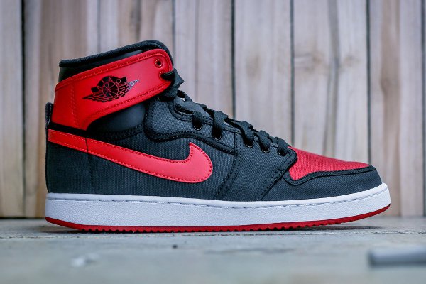 Air Jordan 1 KO High OG Bred pas cher (2)