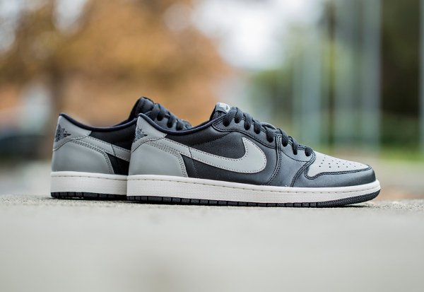 Air Jordan 1 Retro Low OG Medium Grey (4)