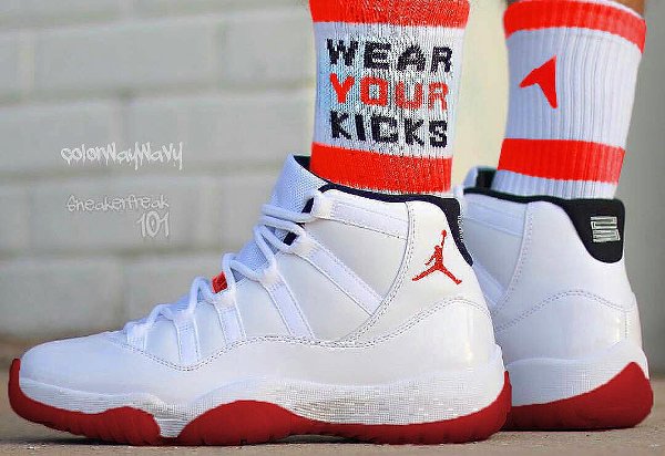 Air Jordan 11 Cherry