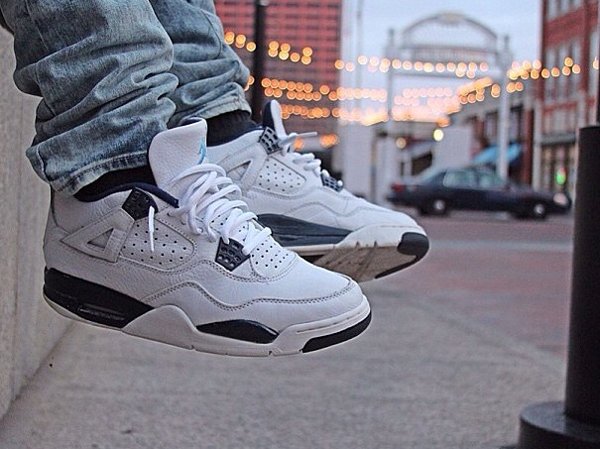 Air Jordan 4 Columbia - @dustinkn0ws