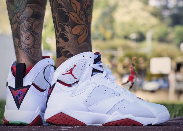 Air Jordan 7 Hare 2015 (@trimstupidino)