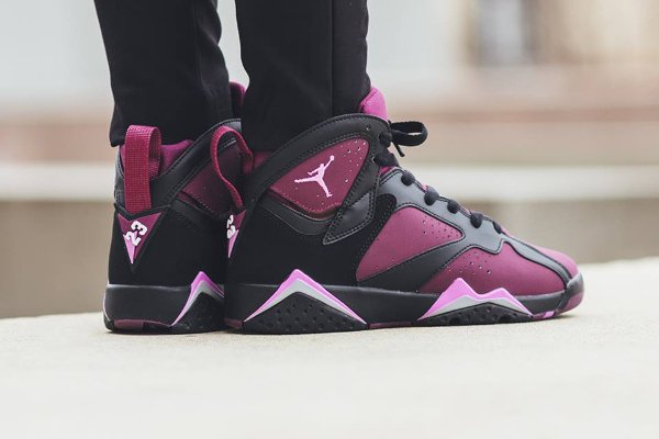 Air Jordan 7 Retro GG Mulberry pas cher (2)