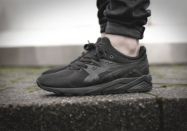 triple black asics