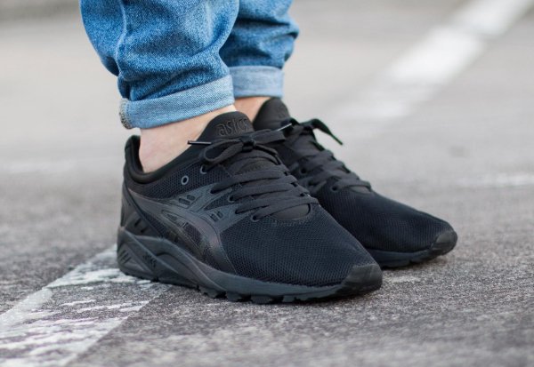 Asics Gel Kayano Evo Monochrome Triple Black (1)