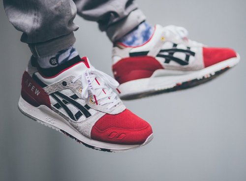 asics red koi