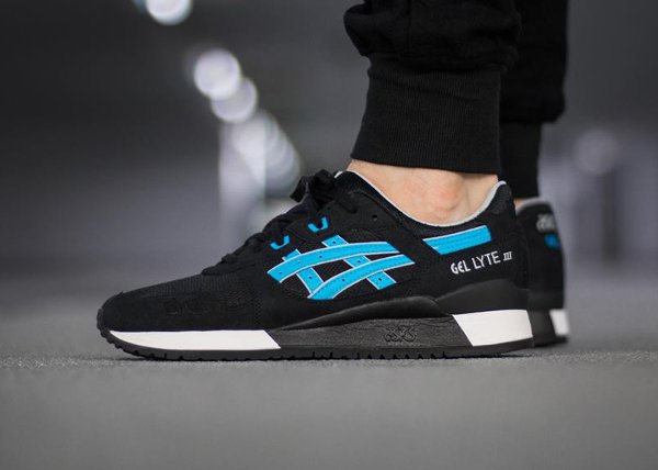 Asics Gel Lyte 3 Metro Black Atomic Blue pas cher (4)