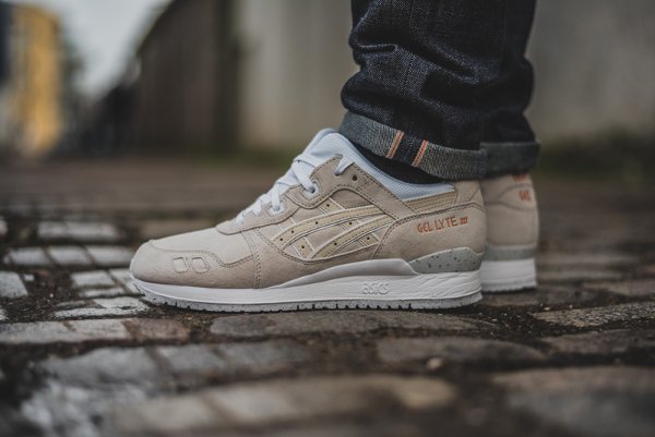 Asics Gel Lyte 3 Suede Rose Gold White pas cher (2)