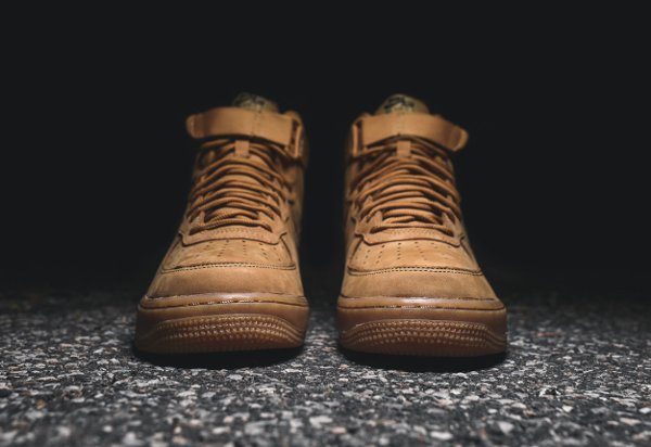 Basket Nike Air Force One Hi 07 LV8 Flax Wheat (4)