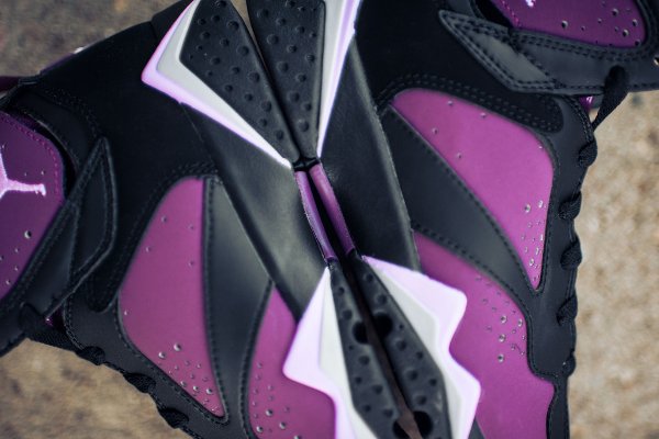 Basket Nike Air Jordan 7 Black Fuchsia Glow Mulberry Wolf Grey (femme) (6)