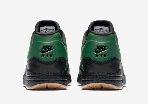 Basket Nike Air Max 1 verte et noire avec semelle gomme (5)