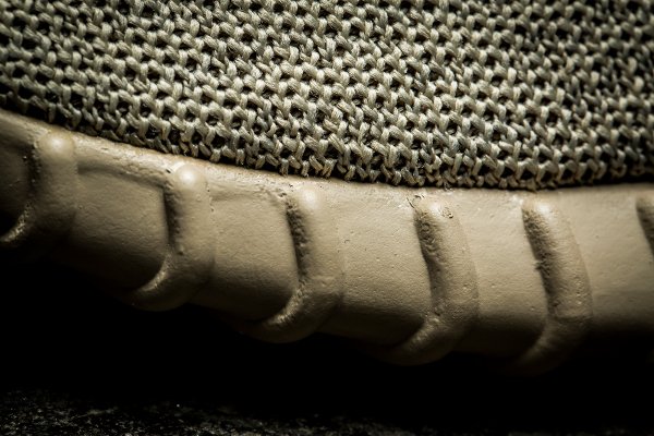 Kanye West x Adidas Yeezy 350 Boost Oxford Tan (4)