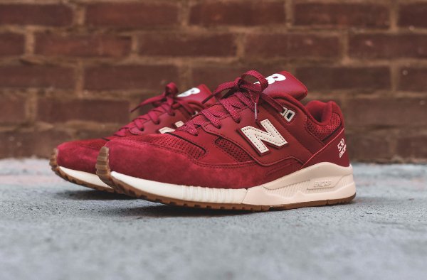 New Balance M530AAF Running 90's Solid cuir et suède rouge avec semelle gomme (5)