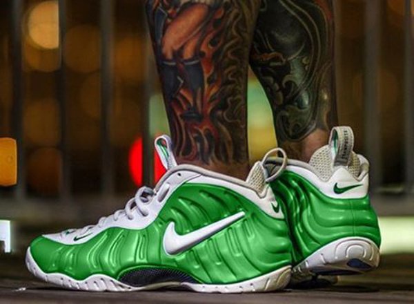 Nike Air Foamposite Sugar Ray