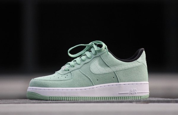 Nike Air Force 1 '07 Seasonal Enamel Green pas cher (4)