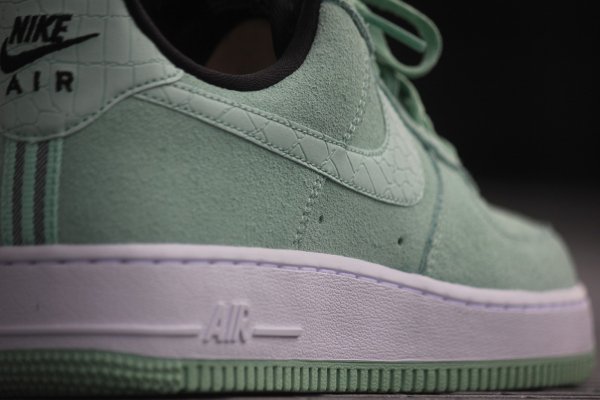 Nike Air Force 1 '07 Seasonal Enamel Green pas cher (7)