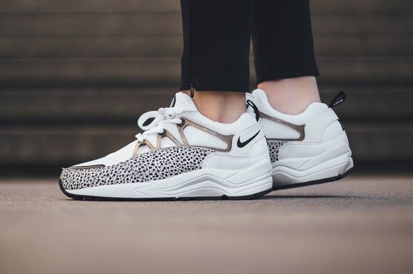 Nike Air Huarache Light Safari Black White (femme) (2)