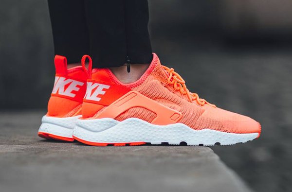 Nike Air Huarache Ultra Run Bright Mango pas cher (2)