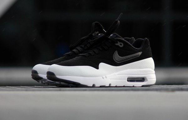 Nike Air Max 1 Ultra Moire Split 'Black White (2)