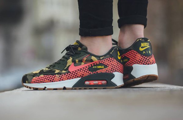 Nike Air Max 90 Jacquard Desert Camo Polka Dot (2)