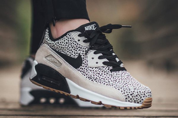 Nike Air Max 90 Safari White Black-Gum Light Brown (1)