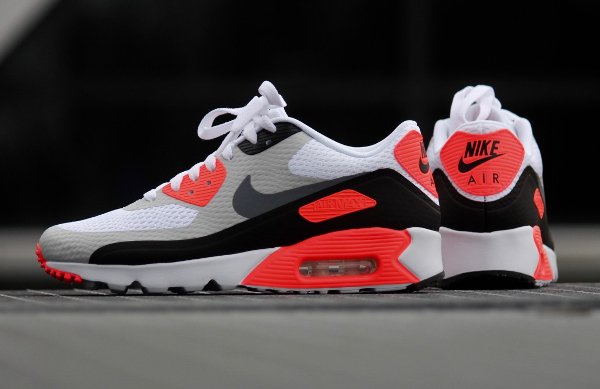 Nike Air Max 90 Ultra Essential OG Infrared pas cher (3)