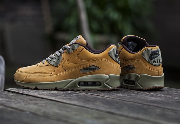 Nike Air Max 90 Winter Premium (Bronze Baroque Brown) (1)