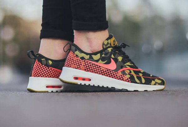 Nike Air Max Thea Jacquard Desert Camo Polka Dot (2)