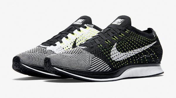 Nike Flyknit Racer Black White Black 526628-011 (2)