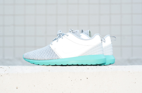 Nike Roshe One Flyknit Natural Motion Pure Platinum Calypso pour homme (3)