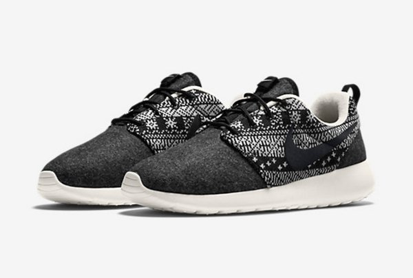 Nike Wmns Roshe One Winter Black Sail (1)