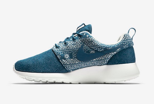 Nike Wmns Roshe One Winter Brigade Blue (3)