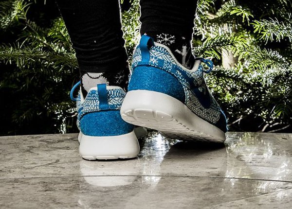 Nike Wmns Roshe One Winter Brigade Blue (4)